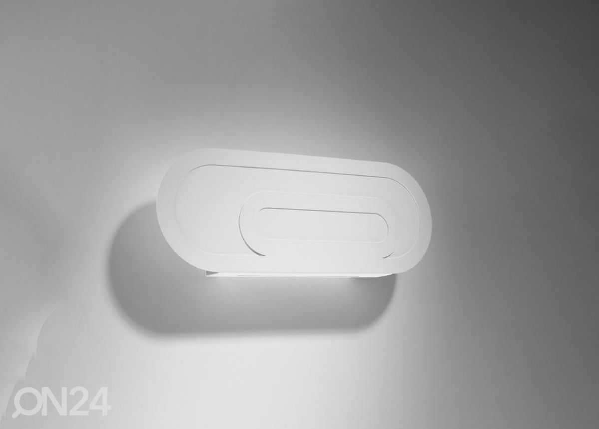 Seinalamp Saccon, valge suurendatud