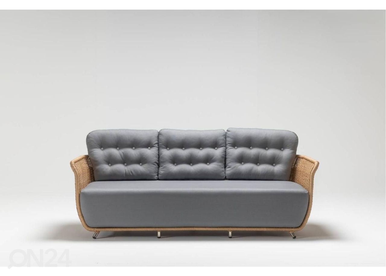 Terrassimööbel suurendatud