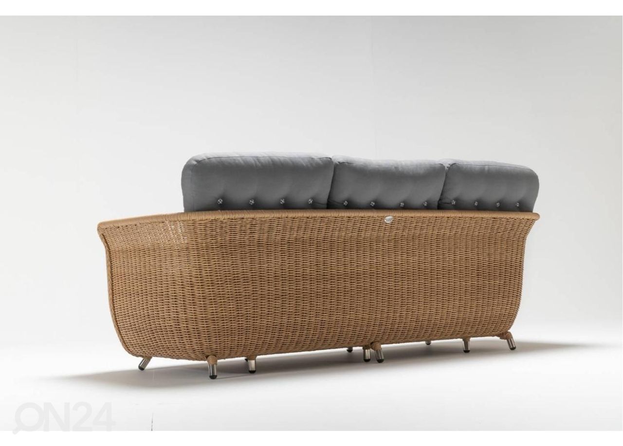 Terrassimööbel suurendatud