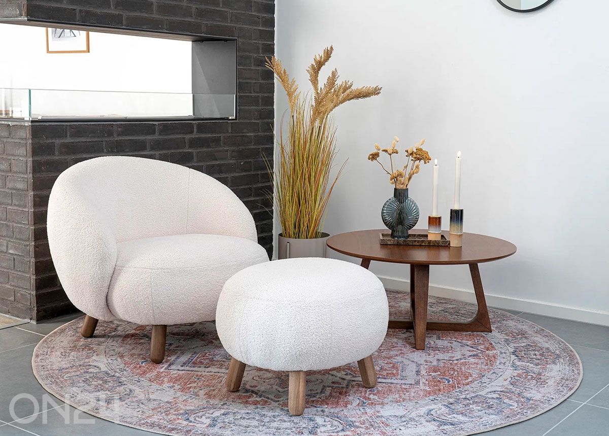 Tugitool ja tumba Savona suurendatud