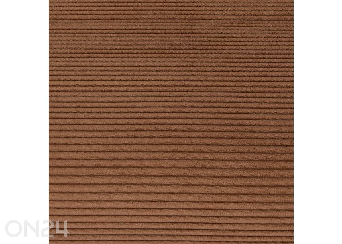 Tugitoolvoodi Selina suurendatud