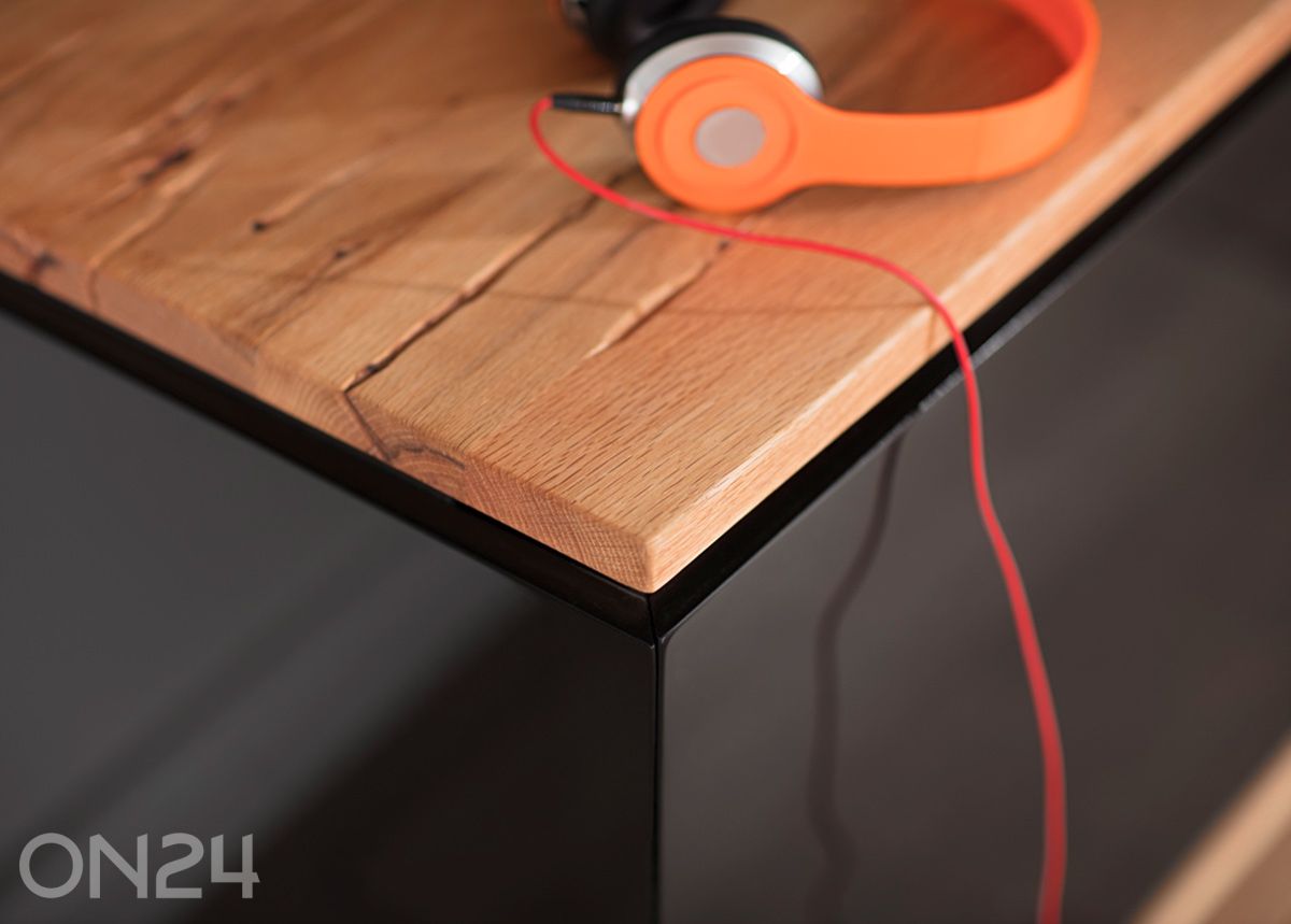 Tv-alus Chiaro suurendatud