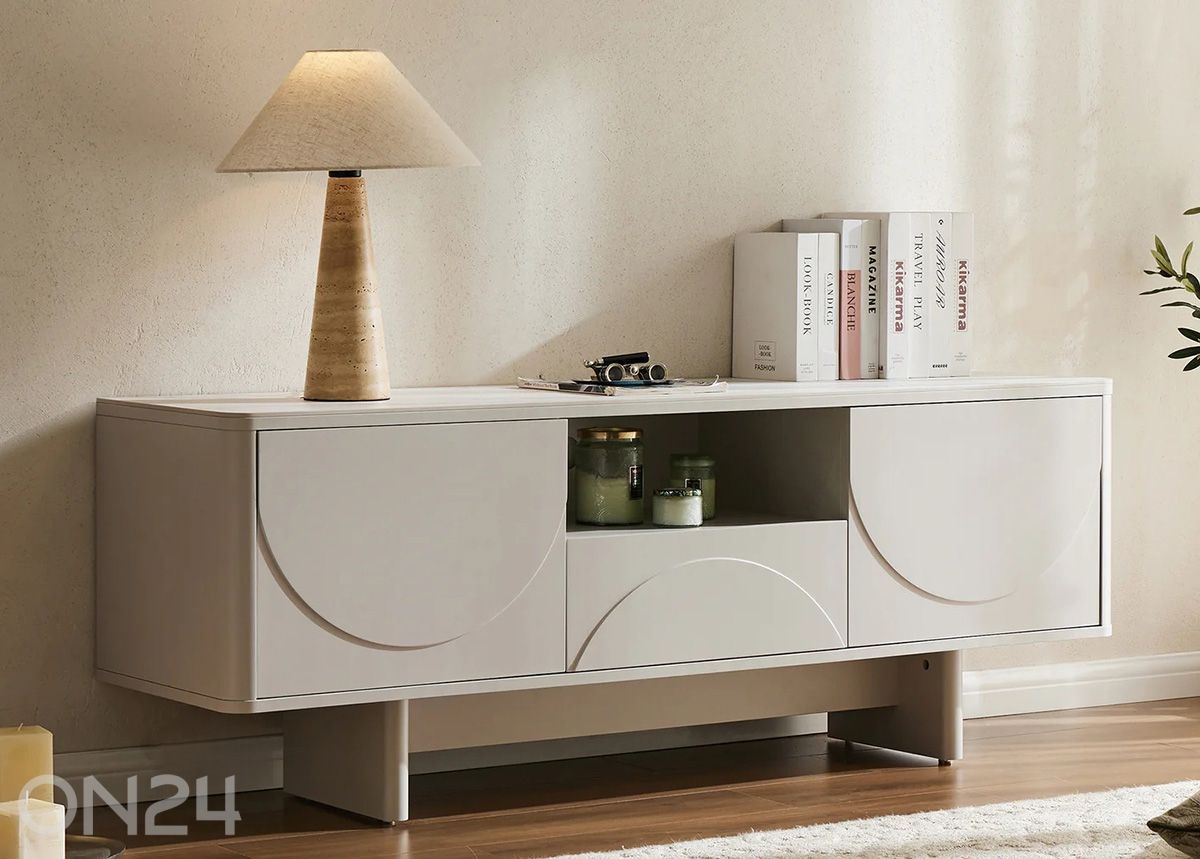 Tv-alus Savoy suurendatud