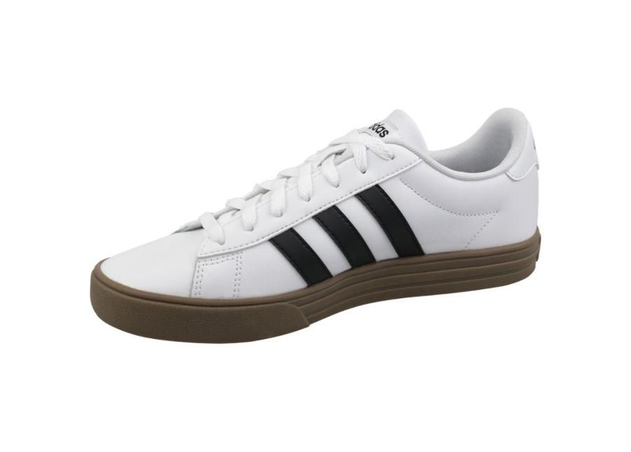 Vabaajajalatsid meestele adidas Daily 2.0 M F34469 suurendatud