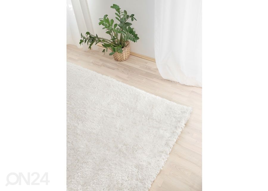 Vaip 150x220 cm, valge suurendatud