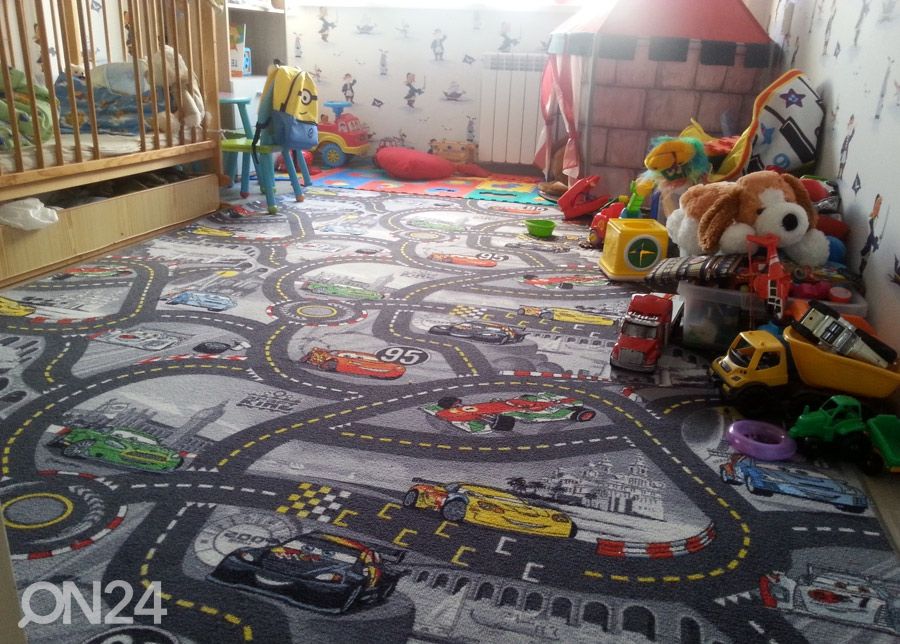 Vaip lastetuppa World of Cars 2 200x300 cm suurendatud