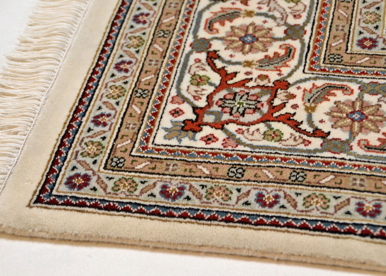 Vaip Sirsa Silk Tabriz Mahi 170x240 cm suurendatud
