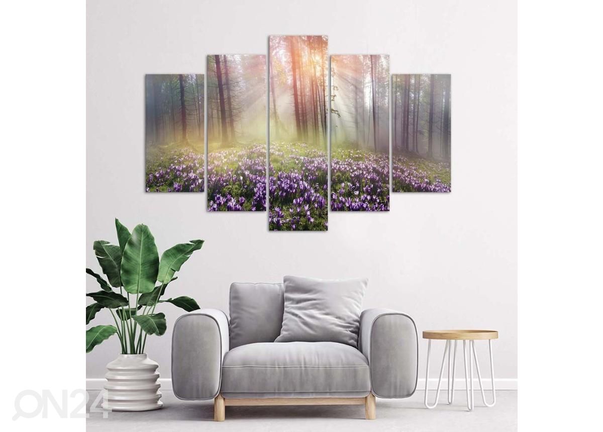 Viieosaline seinapilt Crocuses on a clearing 150x100 cm suurendatud