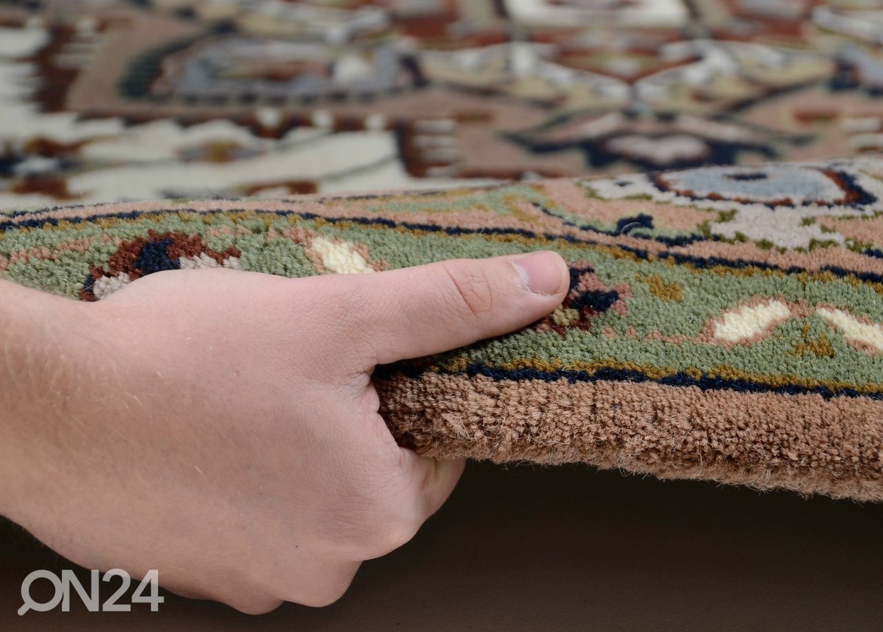 Villane vaip Royal Heriz 240x340 cm suurendatud