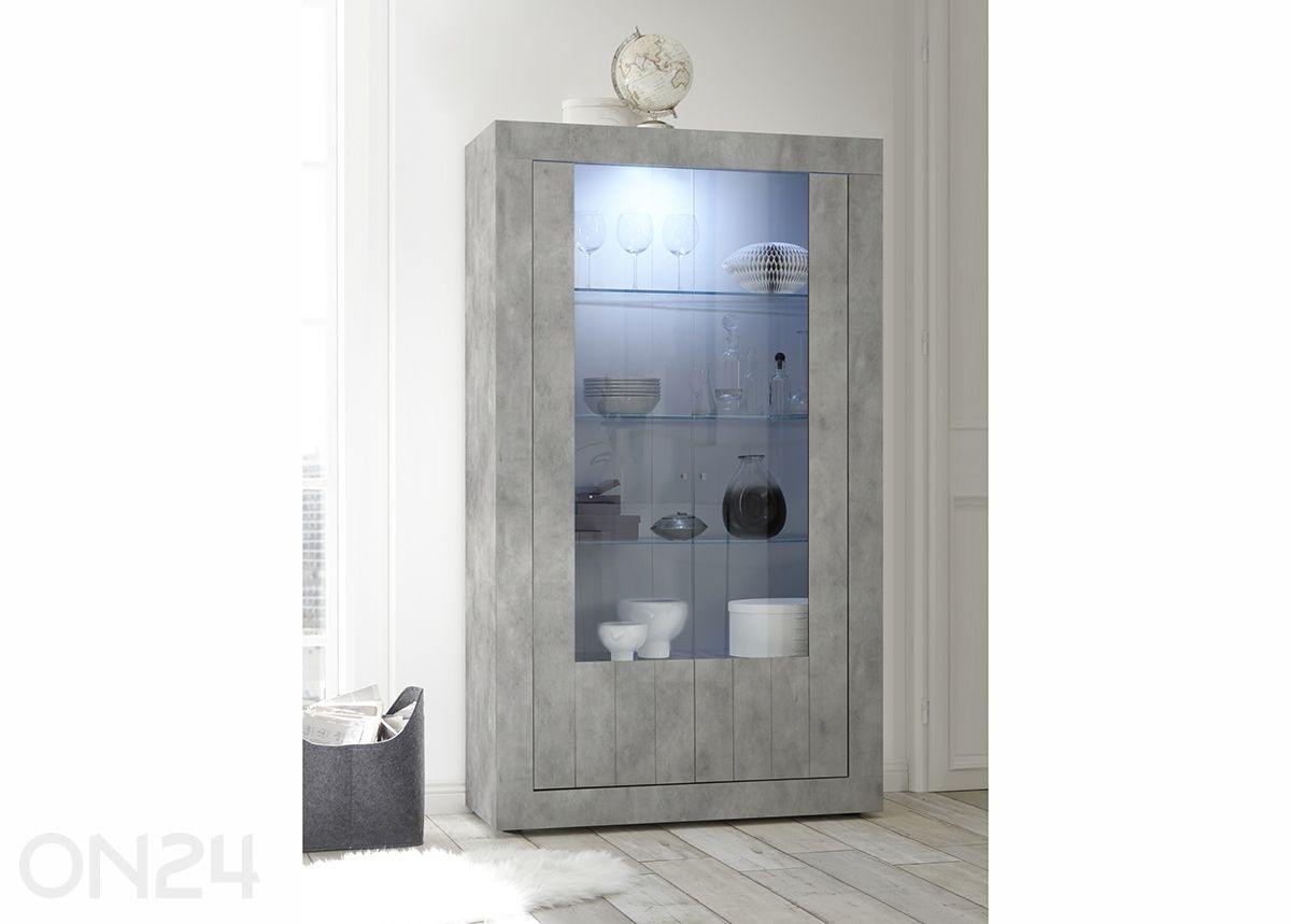 Vitriinkapp Urbino suurendatud