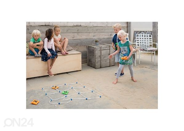 Trips-traps-trull
