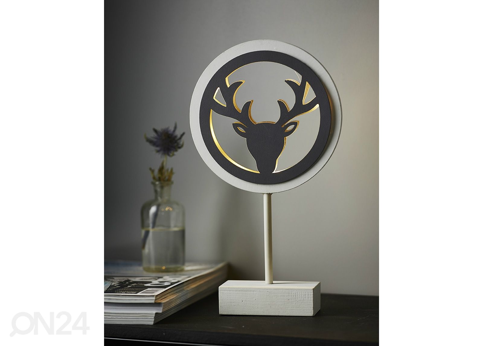 Dekoratsioon Woodworks suurendatud