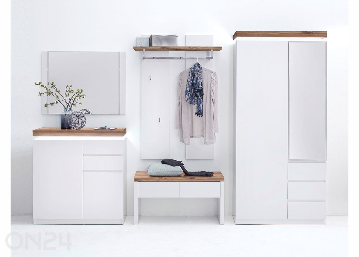 Esikukomplekt Romina suurendatud