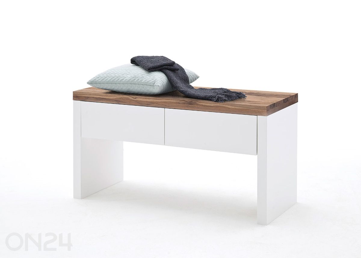 Esikupink Romina suurendatud