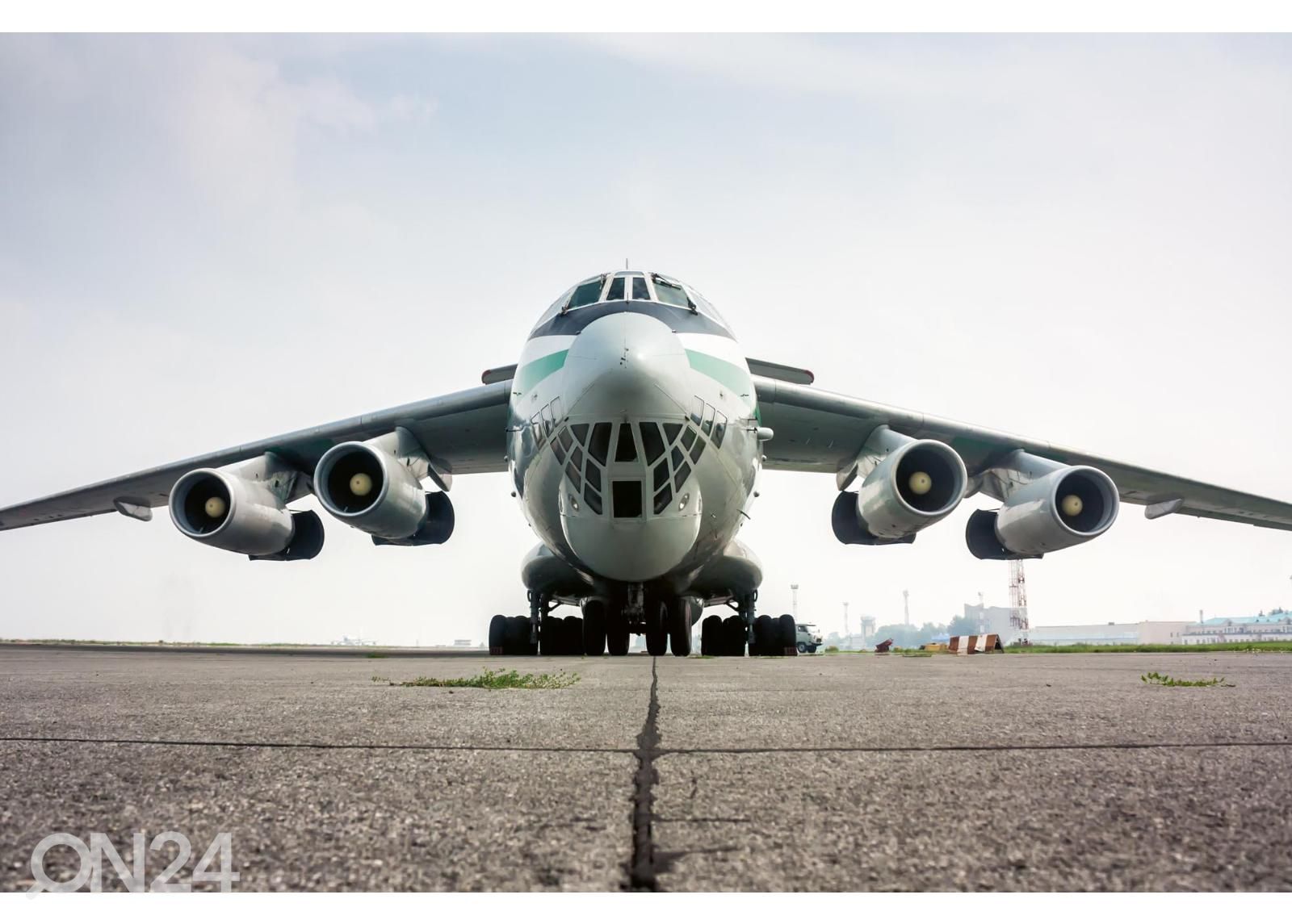 Fliis fototapeet Big Cargo Airplane suurendatud