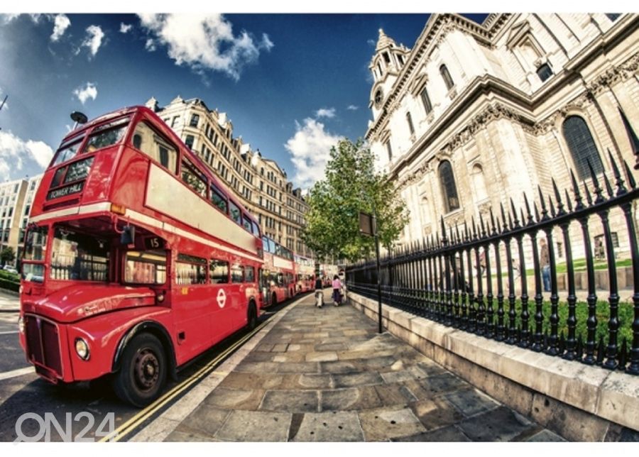 Fliis fototapeet Double decker bus 150x250 cm suurendatud