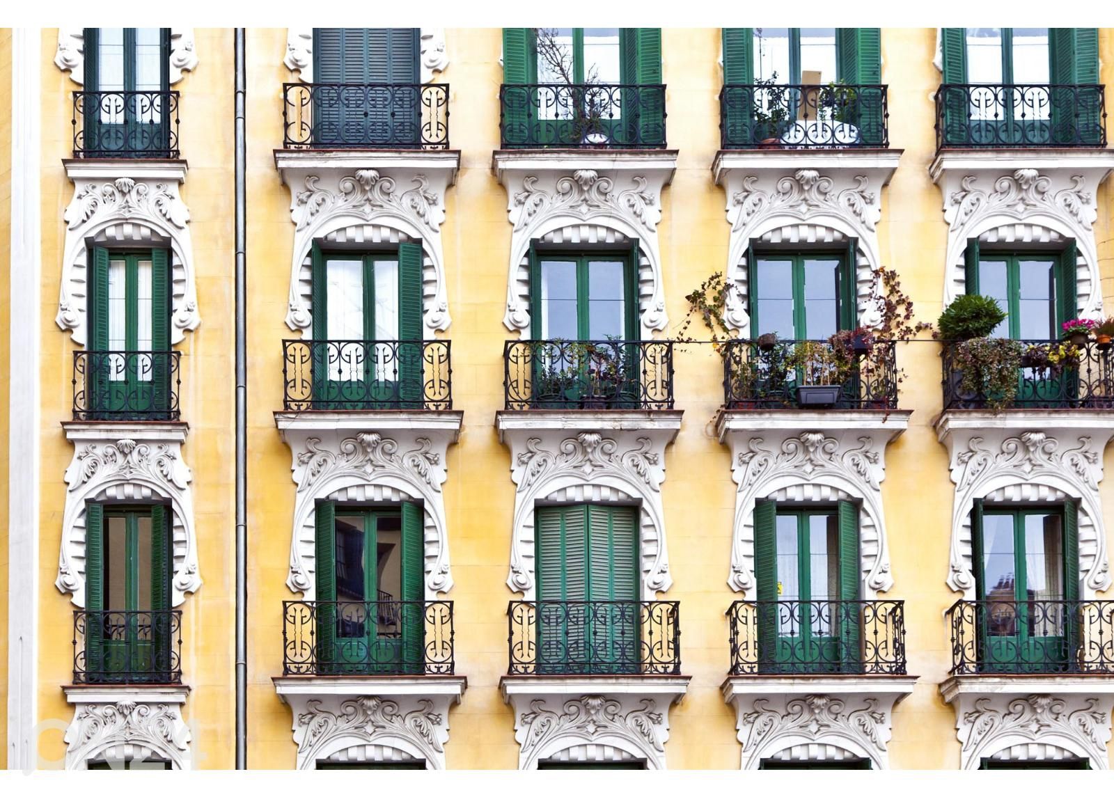 Fliis fototapeet Downtown Adrid suurendatud