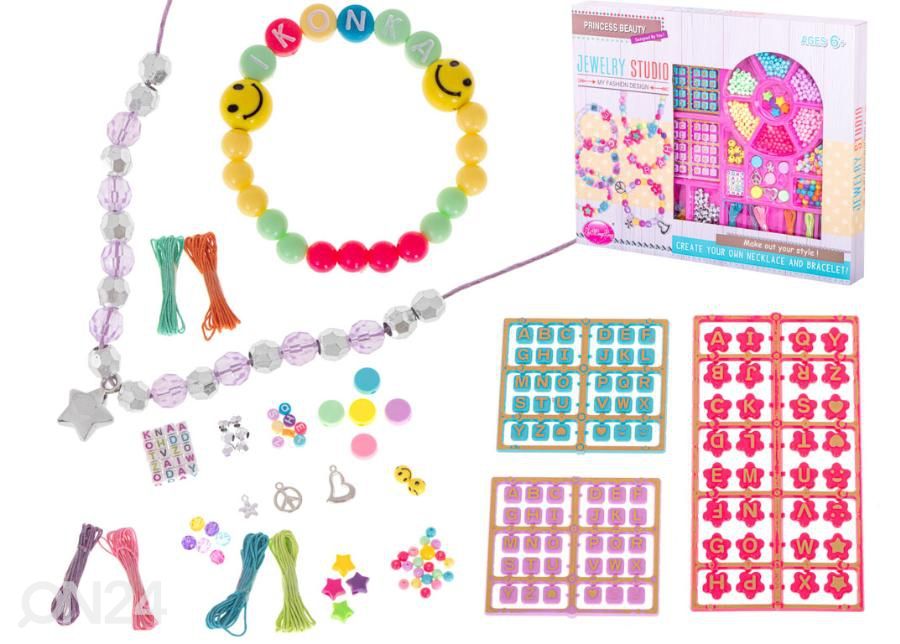 Helmed Jewelry Studio suurendatud