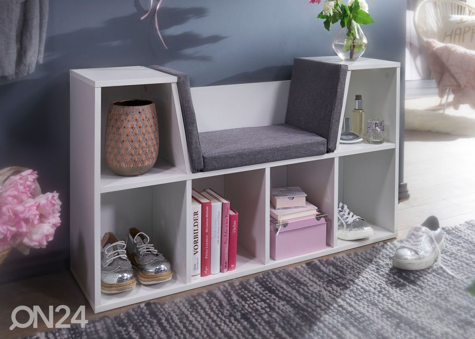 Jalanõuderiiul / pink Regal suurendatud