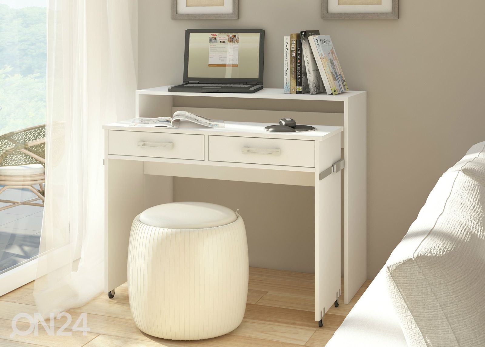 Kirjutuslaud suurendatud