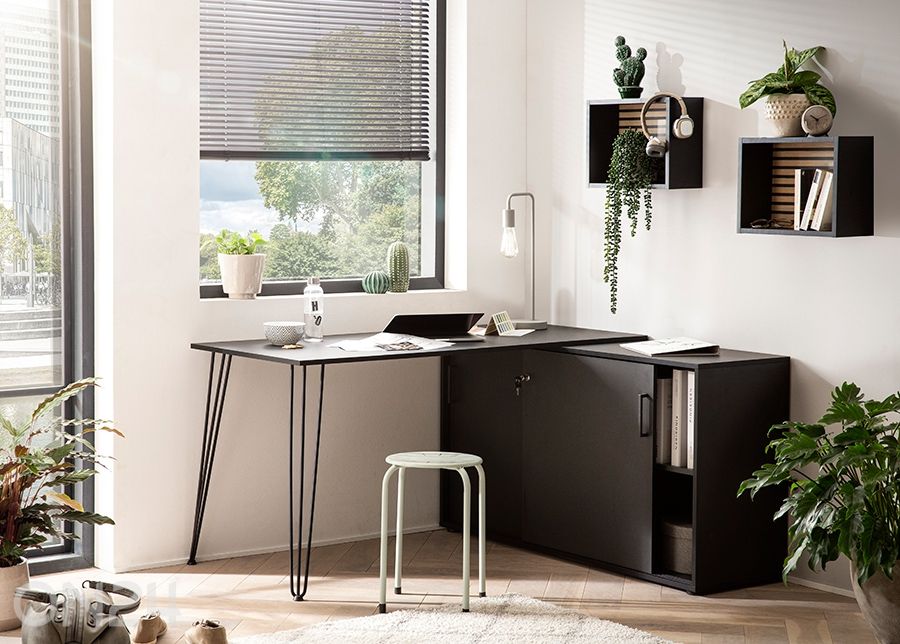 Kirjutuslaud kapiga Ekko suurendatud