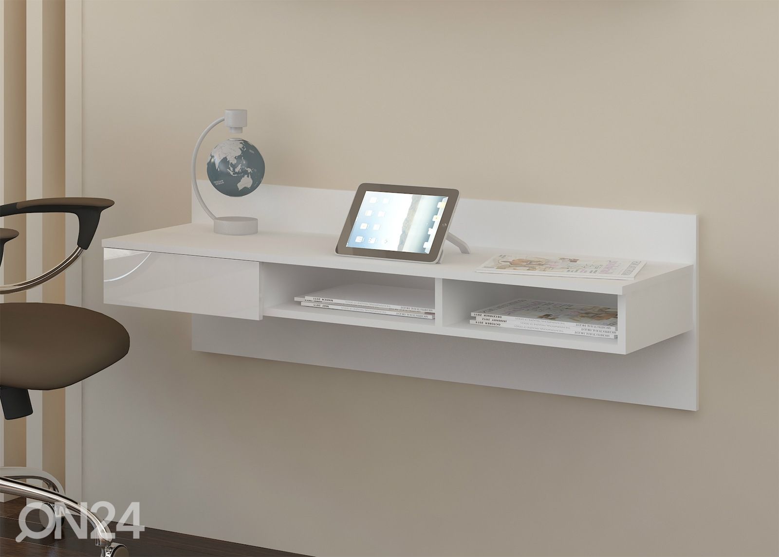 Kirjutuslaud seinale suurendatud