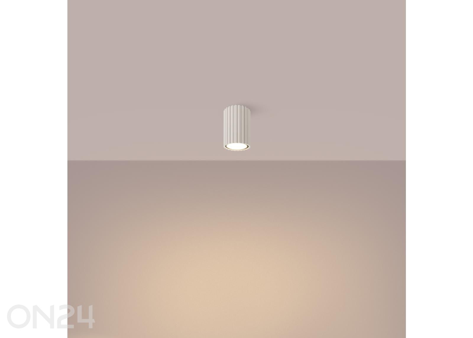 Laevalgusti Karbon 10 suurendatud