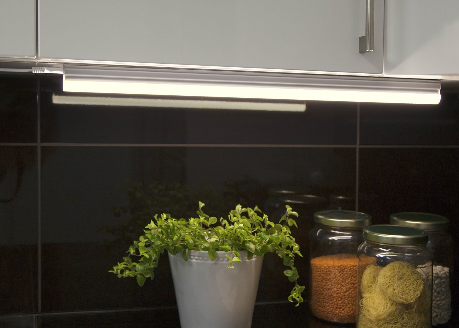 LED lamp 57 cm suurendatud