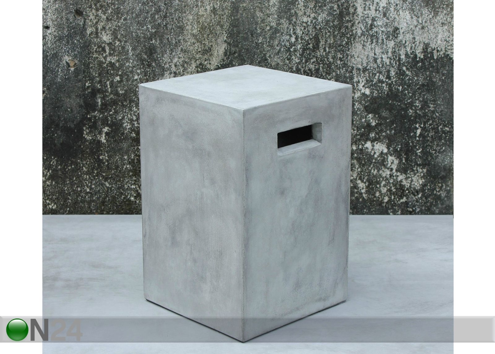 Lillepostament Cement 25x25xh38 cm suurendatud