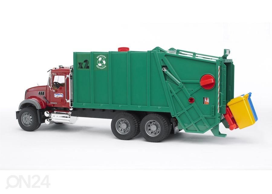 Mack prügiveoauto 1:16 Bruder suurendatud