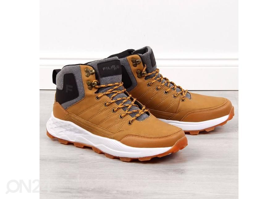 Meeste talvesaapad Filippo suurendatud