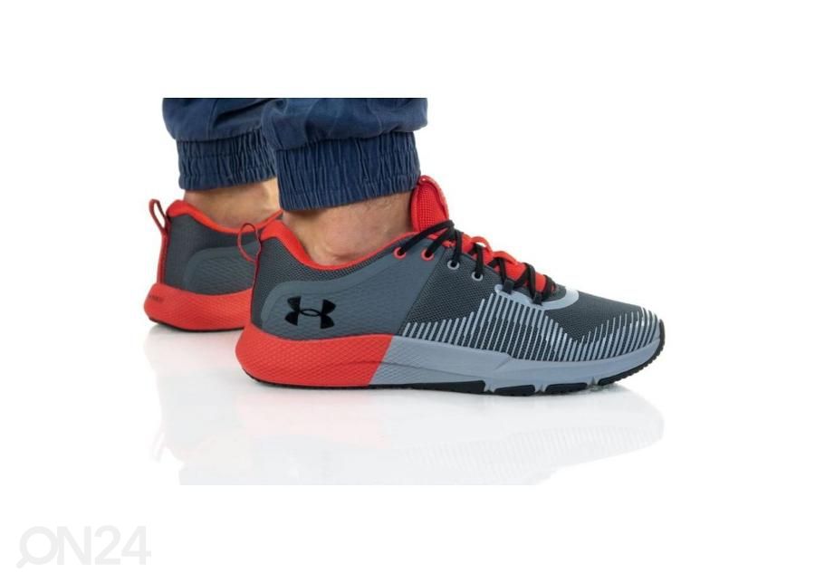 Meeste treeningjalatsid Under Armour Charged Engage M 3022616-105 suurendatud