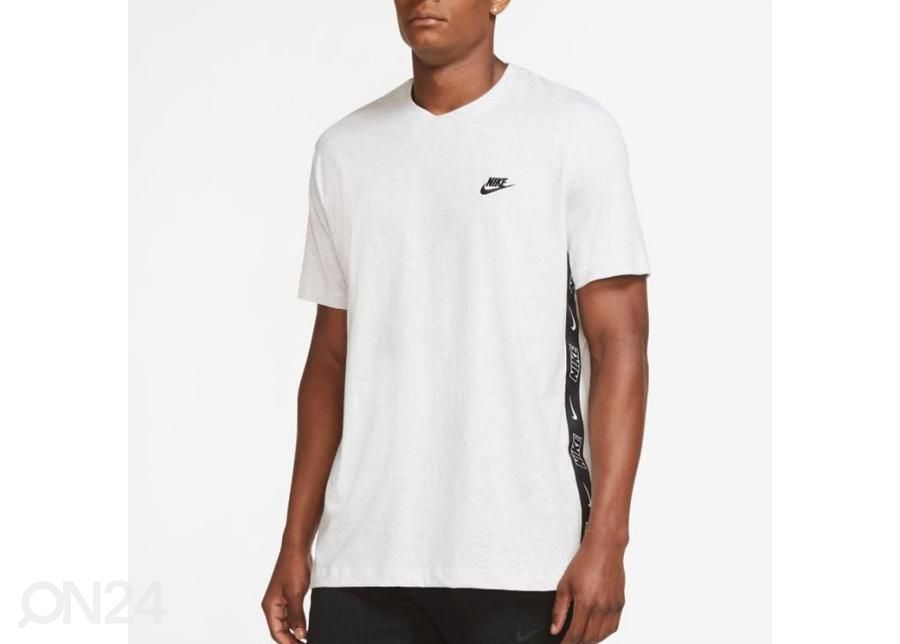 Meeste vabaajasärk Nike Sportswear suurendatud