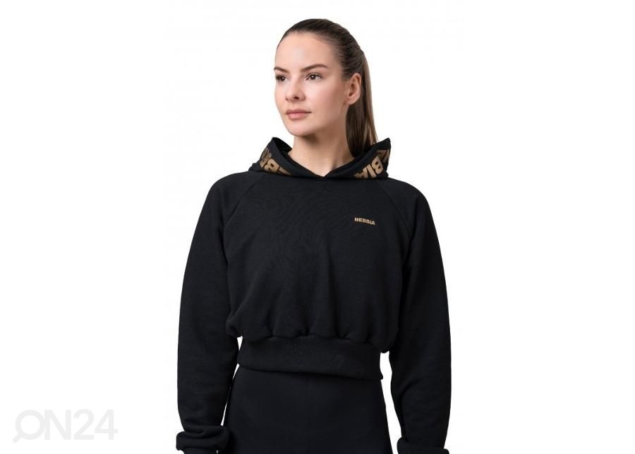 Naiste dressipluus Nebbia Golden Crop 824 must suurendatud