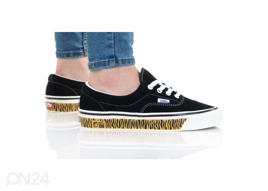Naiste vabaajajalatsid Vans Era 95 DX suurendatud