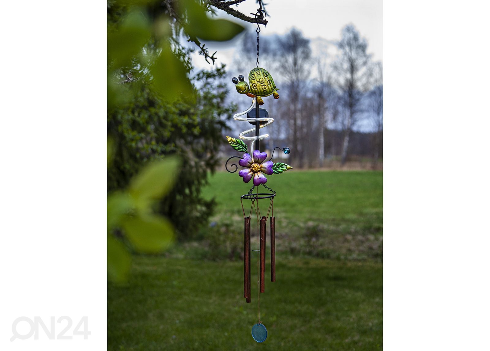 Päikesepaneeliga tuulekell Turtle suurendatud