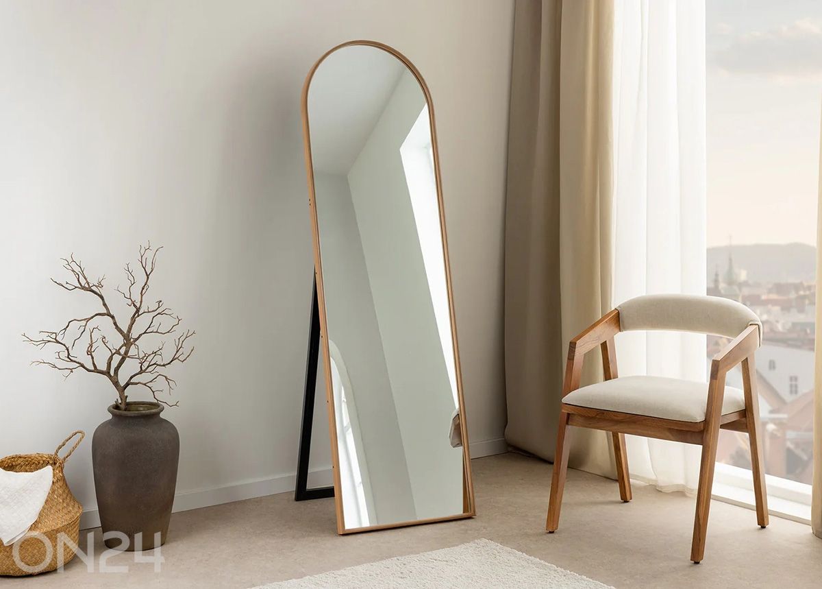 Peegel Portrait suurendatud