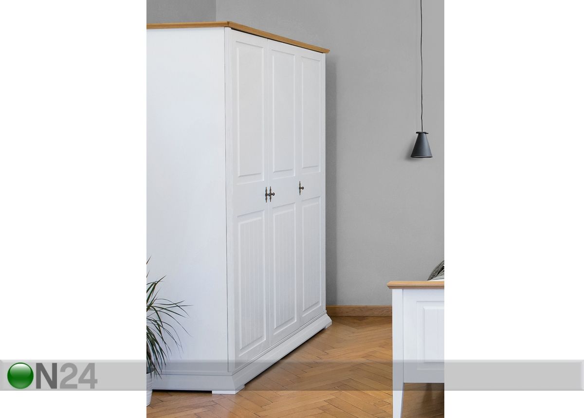 Riidekapp Family suurendatud