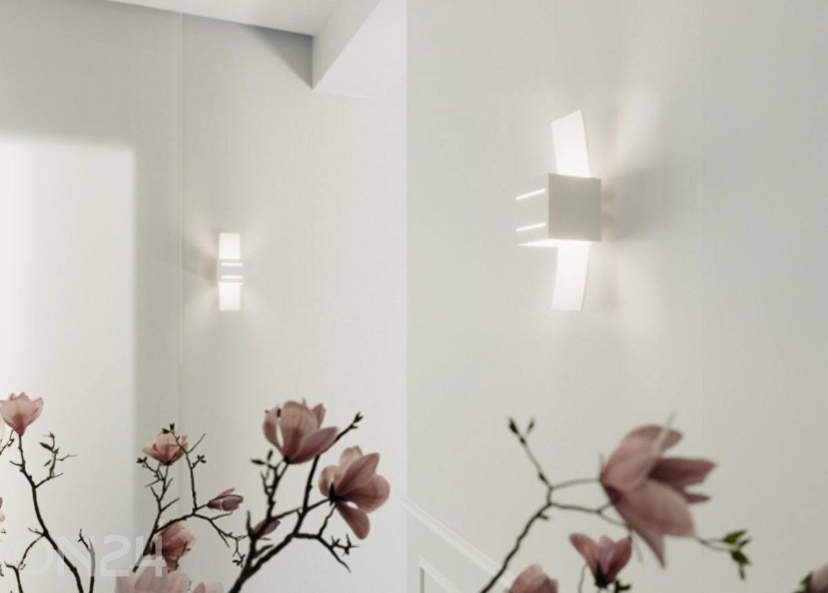 Seinalamp Loreto, valge suurendatud