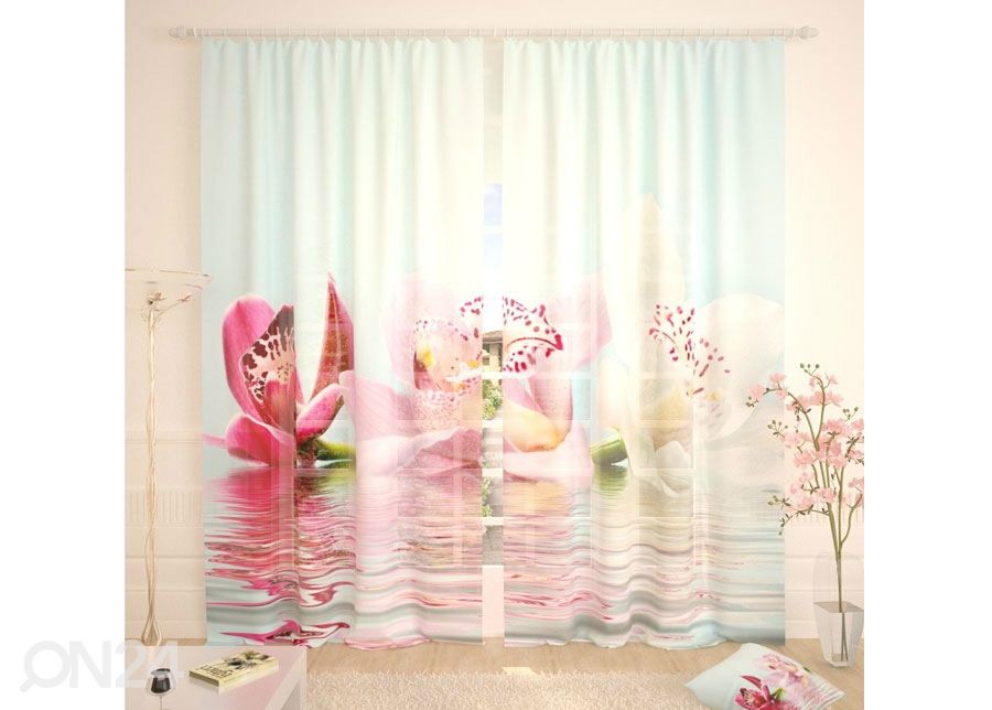 Tüllkardin Lilies on the Water 400x260 cm suurendatud