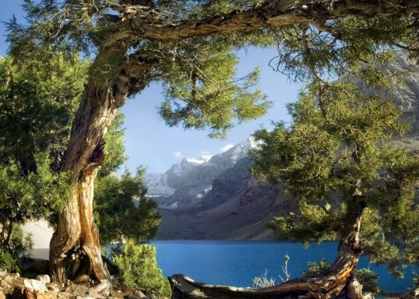 Fliis-fototapeet Mountain lake 360x270 cm