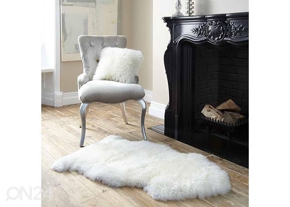 Naturaalsest lambanahast vaip 105x60 cm