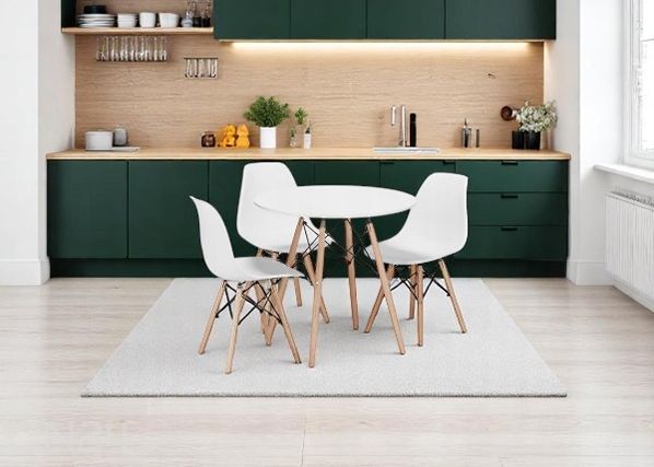 Söögilaud ja 3 tooli