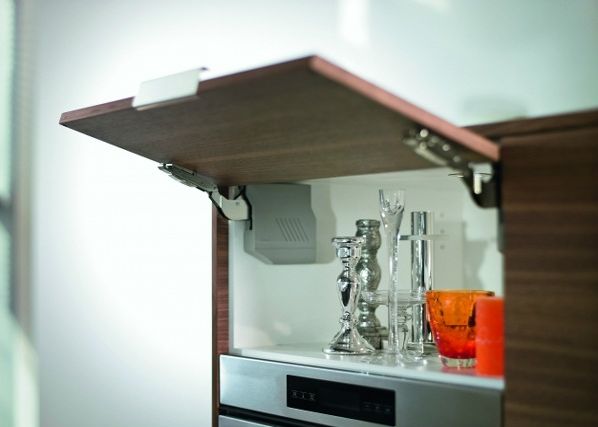 Ülemine köögikapp 60 cm Aventos HKS süsteemiga h45 cm