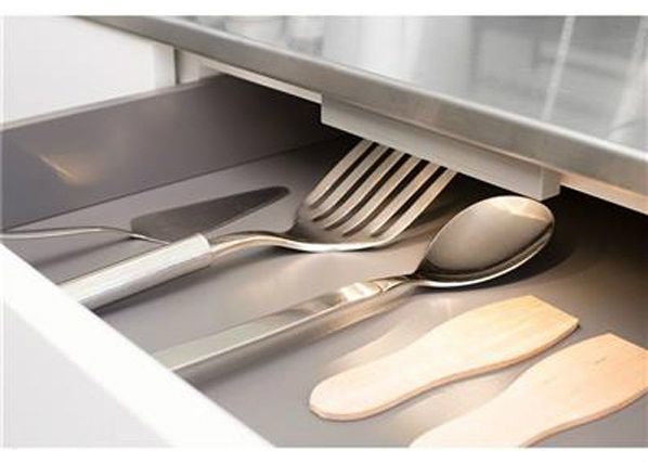 Vibratsioonianduriga valgusti