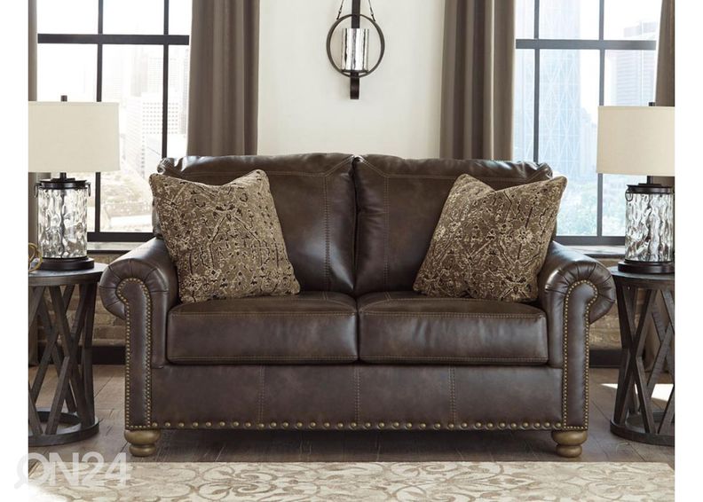 2-kohaline diivan suurendatud