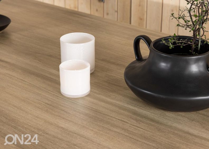 Aialaud Merlo suurendatud