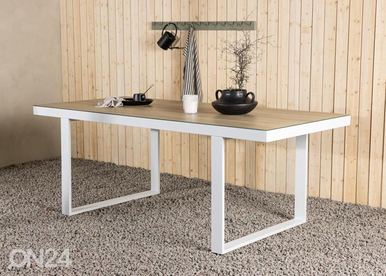 Aialaud Merlo suurendatud