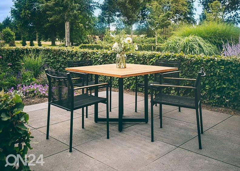 Aiamööbel Jakarta suurendatud