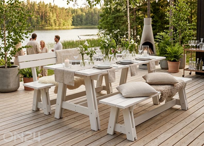 Aiamööbel Riva suurendatud